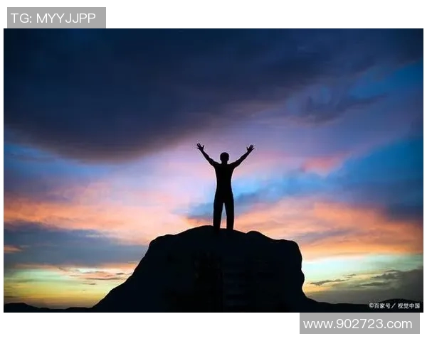 深度对话：黄伟在绿茵场上的奋斗与梦想之旅